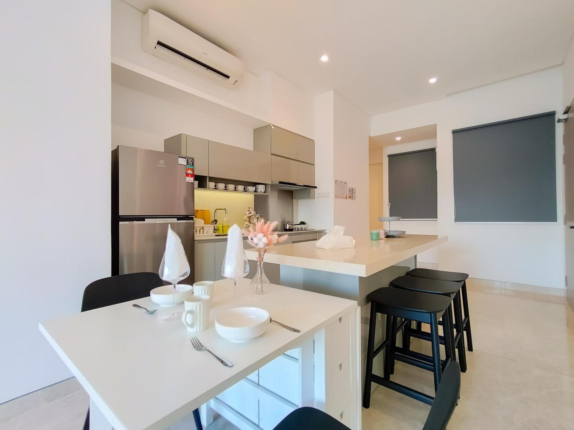 Lucentia Residences By Manhattan Group Pangsapuri